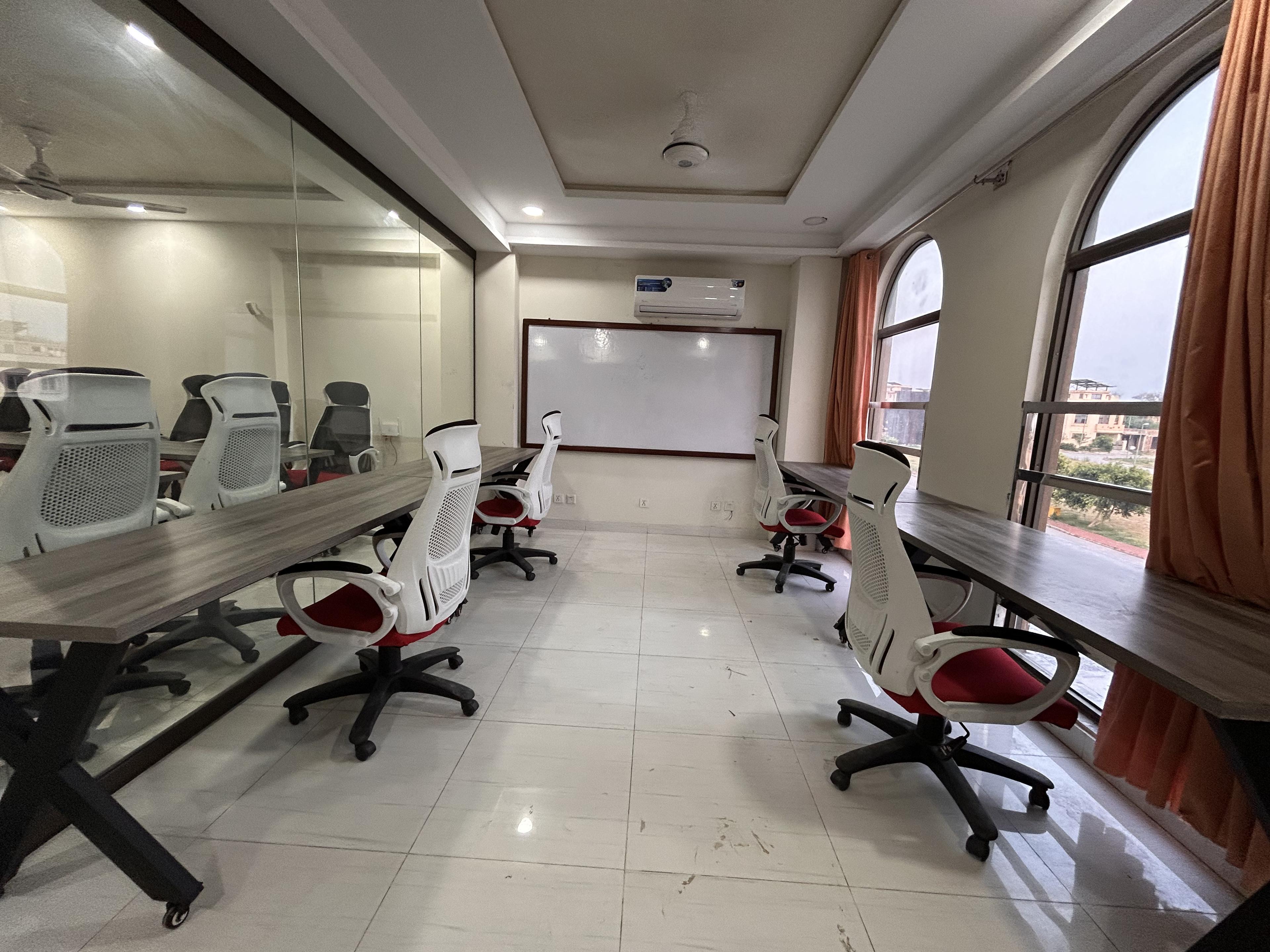 Ready-to-use desks and chairs in the furnished office